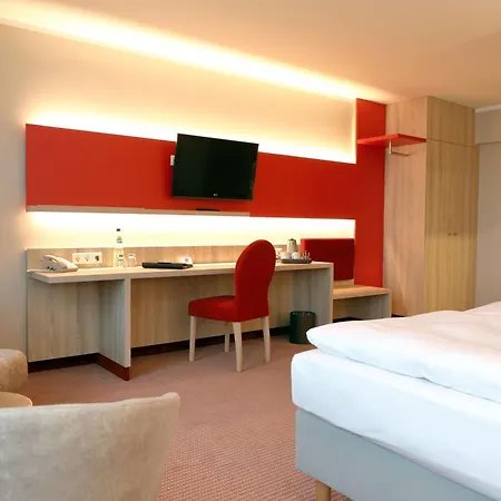 Western Erfurt-apfelstaedt 4*